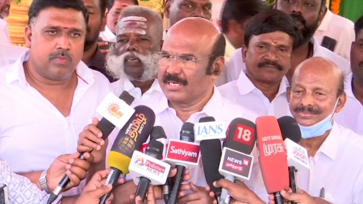 tamil.oneindia.com